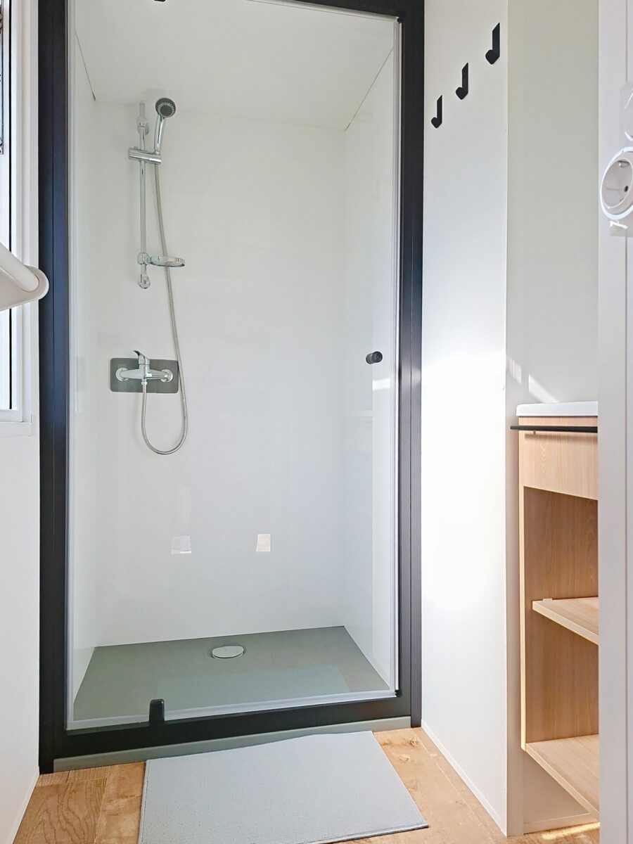 Camping Les Pieds Dans Leau Camping Familiale A Crozon Mh12 00002